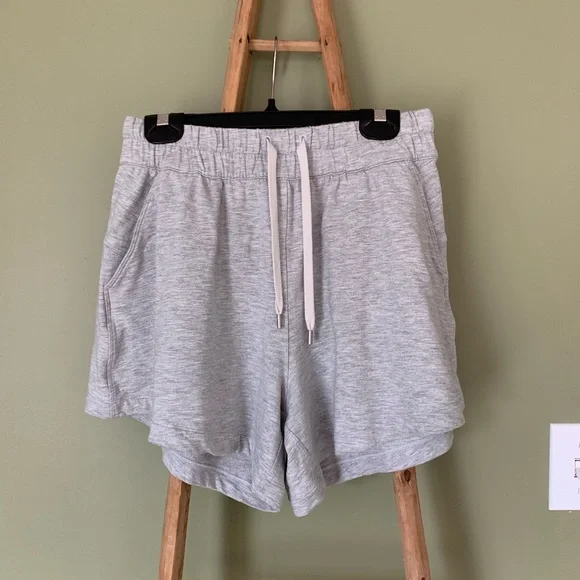 Lululemon Mellow In High Rise Shorts 4.5” - Picture 5 of 8